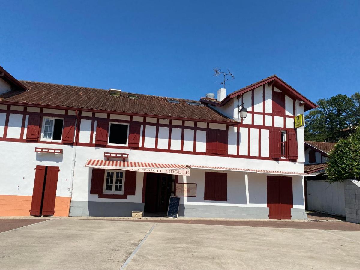 Auberge Chez Tante Ursule Cambo-les-Bains Exterior photo